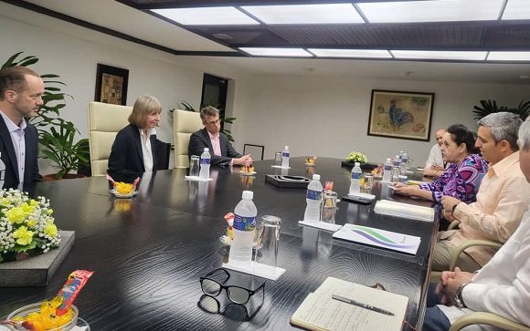 Colaboración entre Cuba y el Instituto del Cáncer Roswell Park Colaboración entre Cuba y el Instituto del Cáncer Roswell Park