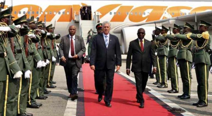 Presidente de Cuba hablará hoy ante Asamblea Nacional de Angola Presidente de Cuba hablará hoy ante Asamblea Nacional de Angola