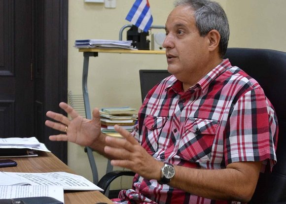 Yumil Rodríguez Fernández, vicejefe de la Secretaría de la Asamblea Nacional de Poder Popular y el Consejo de Estado Yumil Rodríguez Fernández, vicejefe de la Secretaría de la Asamblea Nacional de Poder Popular y el Consejo de Estado