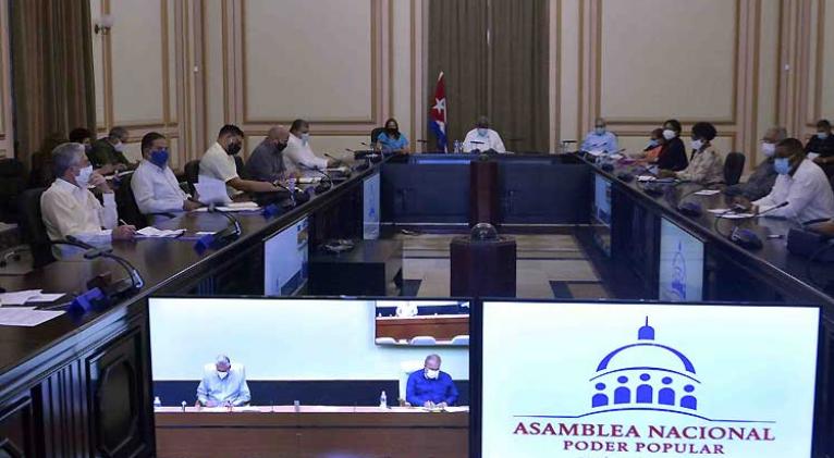 Aprueba Consejo de Estado de Cuba tres decretos leyes Aprueba Consejo de Estado de Cuba tres decretos leyes
