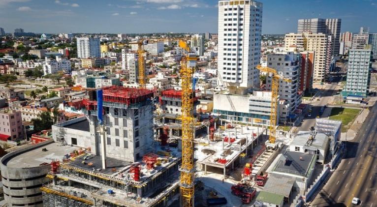 La construcción es pico y pala, y también ciencia La construcción es pico y pala, y también ciencia
