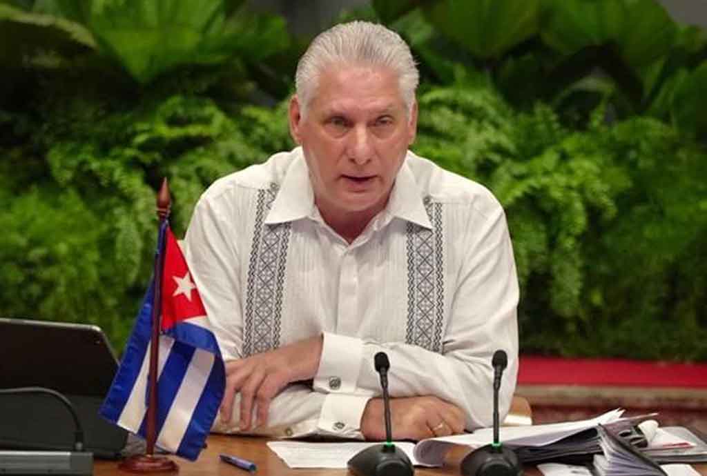 Presidente de Cuba insta a enfrentar con optimismo actual situación
