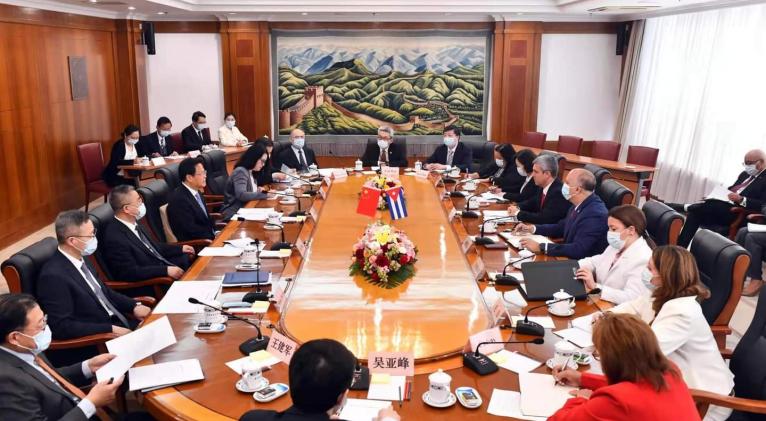 Zheng Shanjie, recibió al vice primer ministro de Cuba Jorge Luis Perdomo Zheng Shanjie, recibió al vice primer ministro de Cuba Jorge Luis Perdomo