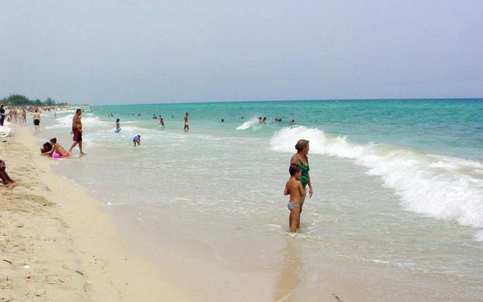 Las corrientes de resaca son muy peligrosas entre las playas de Santa María del Mar y Guanabo, en el este de La Habana. Foto: Juvenal Balán Las corrientes de resaca son muy peligrosas entre las playas de Santa María del Mar y Guanabo, en el este de La Habana. Foto: Juvenal Balán