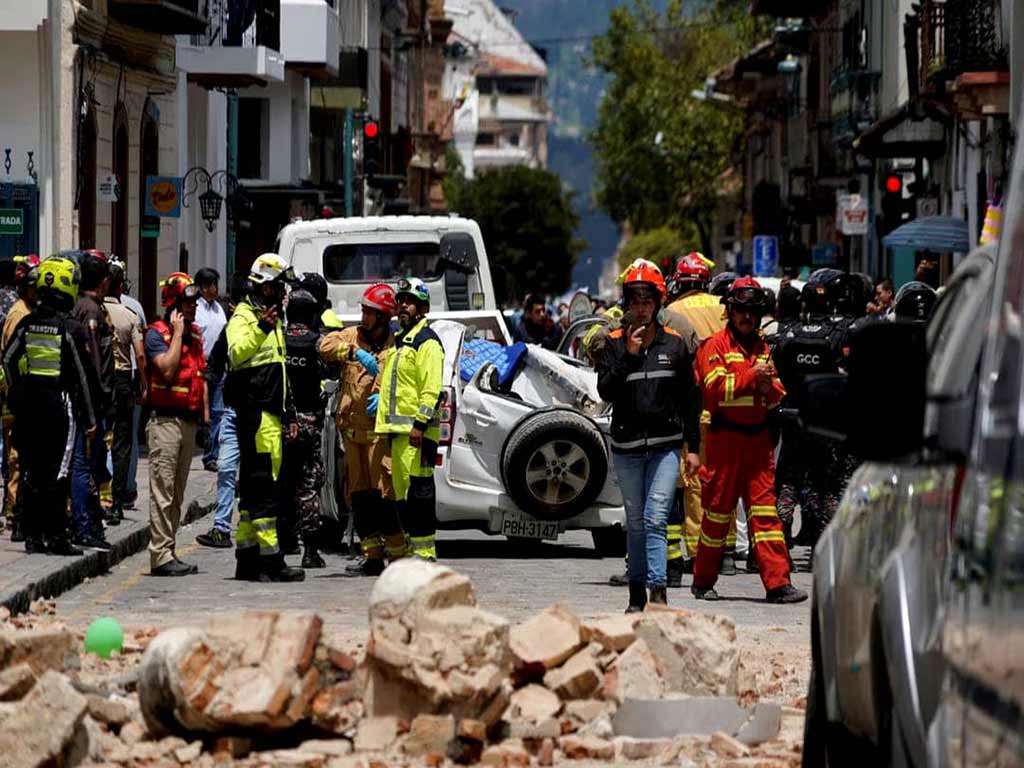 Sismo en Ecuador Sismo en Ecuador