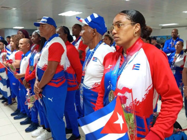 Cierra delegación cubana su regreso de Santo Domingo
